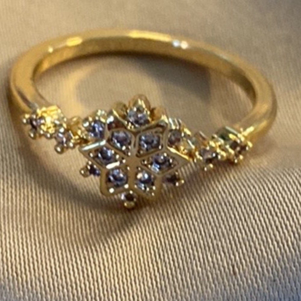 Gold Tone Crystal Snow Flake Ring